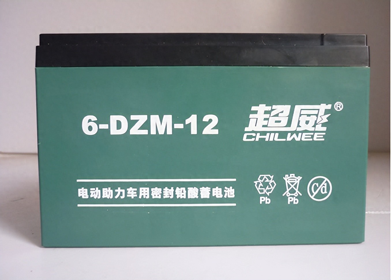 给电动车更换电池，到底选哪种质量最好最耐用？行内人告诉你答案